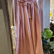 Lade das Bild in den Galerie-Viewer, Trend Hose Schlag
