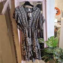 Lade das Bild in den Galerie-Viewer, Black Boho
