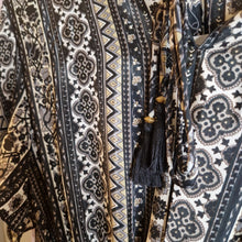 Lade das Bild in den Galerie-Viewer, Black Boho
