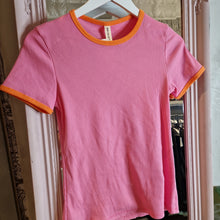 Lade das Bild in den Galerie-Viewer, T-Shirt New Color
