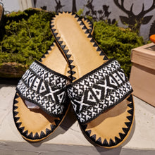 Lade das Bild in den Galerie-Viewer, Ibiza Sandalette
