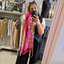 Lade das Bild in den Galerie-Viewer, Trend Bindetuch
