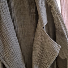 Lade das Bild in den Galerie-Viewer, Musselin Trenchcoat
