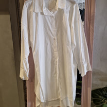 Lade das Bild in den Galerie-Viewer, Longbluse Brooklyn
