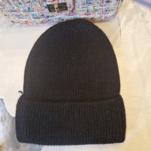 Lade das Bild in den Galerie-Viewer, Beanie Italy
