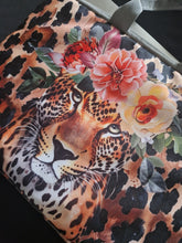 Lade das Bild in den Galerie-Viewer, Laptop Tasche Wild

