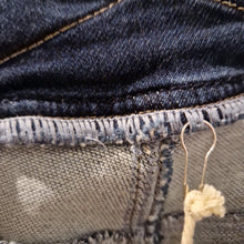 Lade das Bild in den Galerie-Viewer, Melly Jeans
